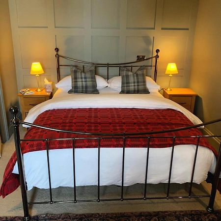 Dylan Thomas Sea View Bed & Breakfast Laugharne Exterior photo