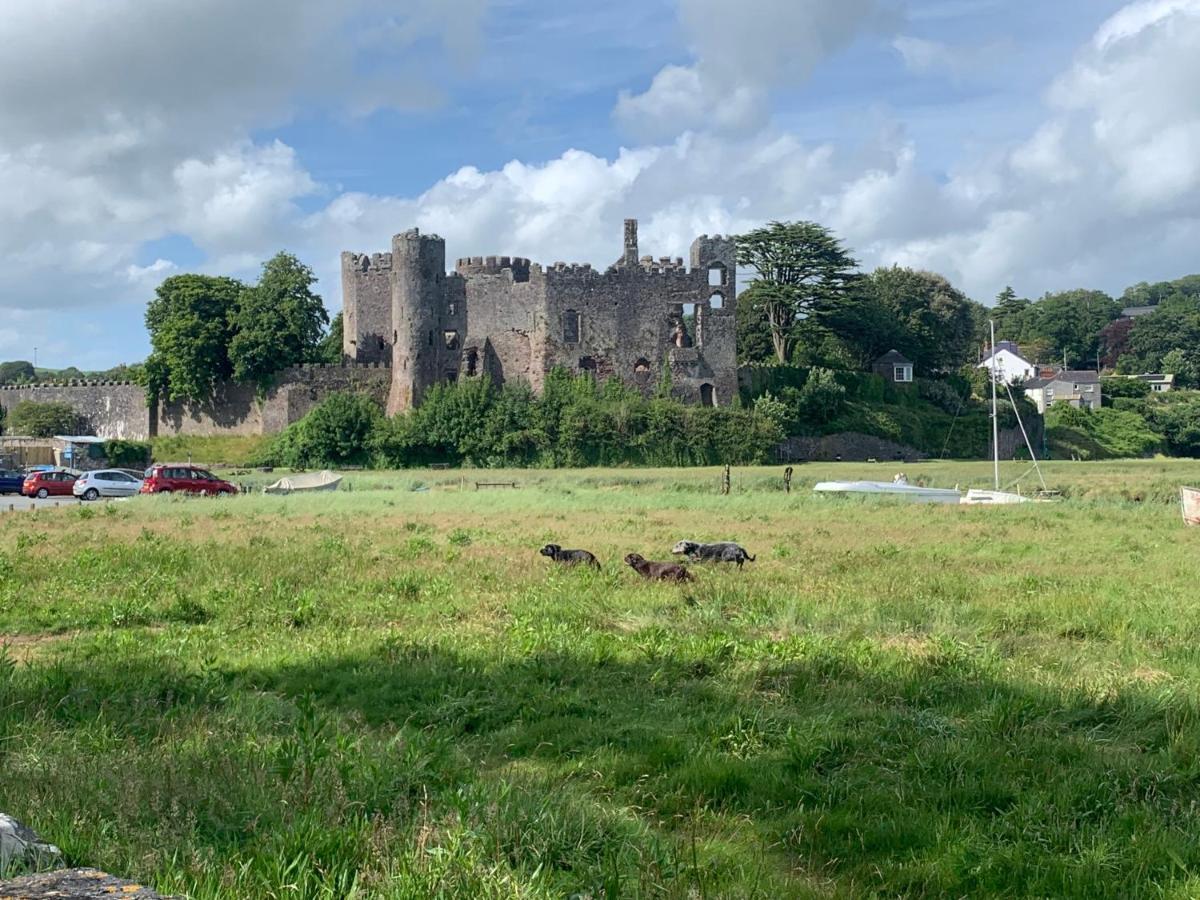 Dylan Thomas Sea View Bed & Breakfast Laugharne Exterior photo